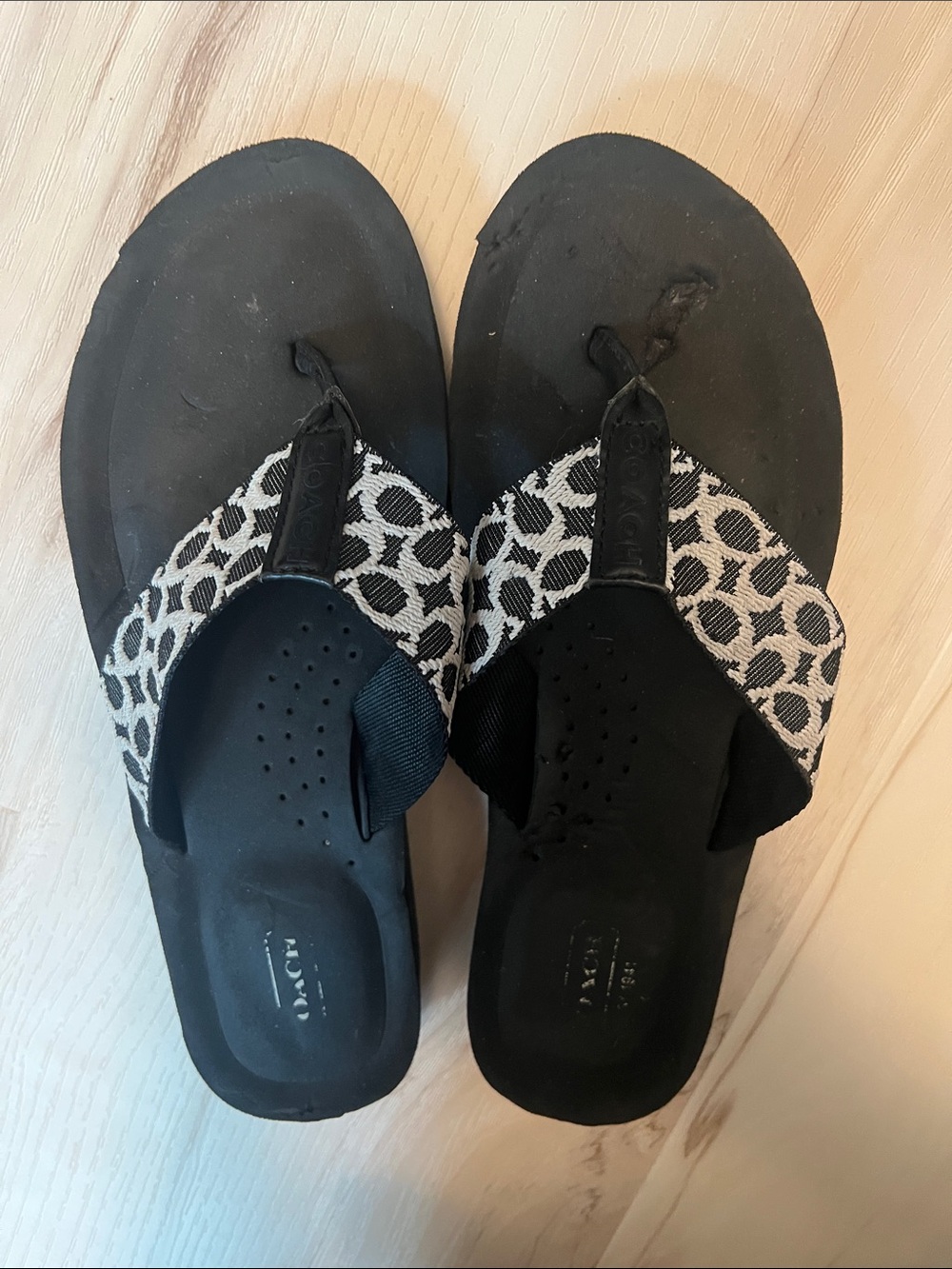 COACH Black & White Patterned Women's Flip Flop Sandals